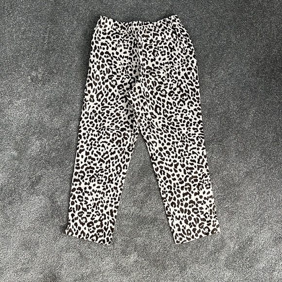 J Crew Cropped Leopard print, linen blend pant. 10 Tall. 27-1/2” inseam. - Picture 2 of 8